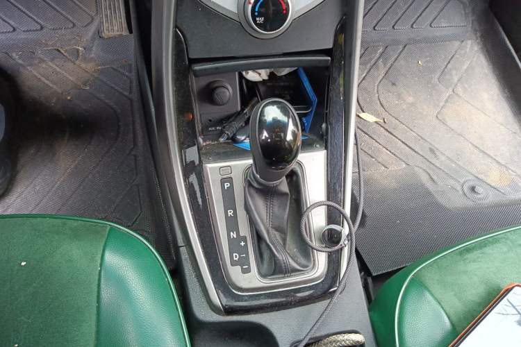 Used Hyundai Elantra (5th Generation / Langdong) 2016 1.6L Automatic Prestige Model Gear Lever