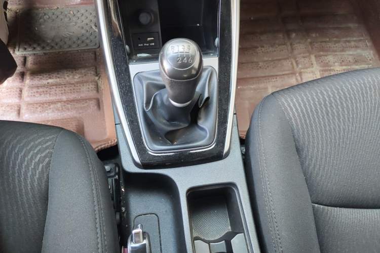 Used Hyundai Elantra (5th Generation / Langdong) 2016 1.6L Manual Luxury Model Gear Lever