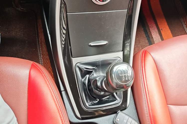 Used Hyundai Elantra (5th Generation / Langdong) 2016 1.6L Manual Luxury Model Gear Lever