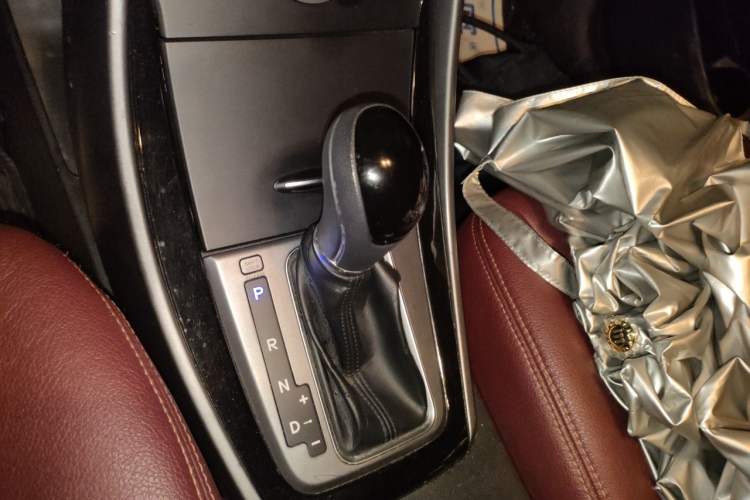 Used Hyundai Elantra (5th Generation / Langdong) 2016 1.6L Automatic Prestige Model Gear Lever