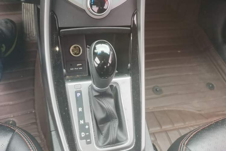 Used Hyundai Elantra (5th Generation / Langdong) 2016 1.6L Automatic Prestige Model Gear Lever