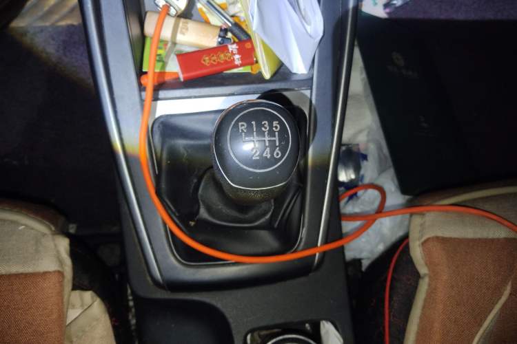 Used Hyundai Elantra (5th Generation / Langdong) 2016 1.6L Manual Fashion Edition Gear Lever