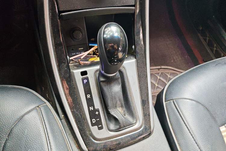 Used Hyundai Elantra (5th Generation / Langdong) 2016 1.6L Automatic Prestige Model Gear Lever