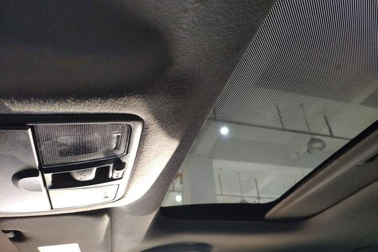 Used Hyundai Elantra (5th Generation / Langdong) 2016 1.6L Automatic Smart Version Headliner