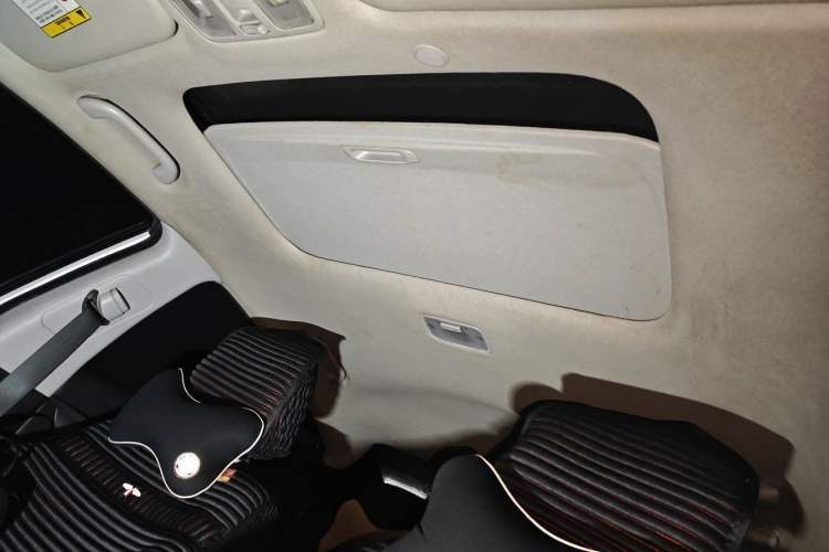 Used Hyundai Elantra (5th Generation / Langdong) 2016 1.6L Manual Luxury Model Headliner