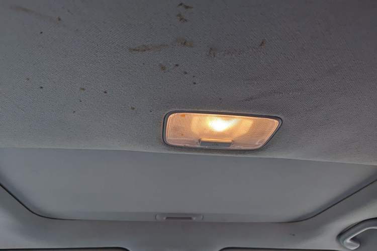 Used Hyundai Elantra (5th Generation / Langdong) 2016 1.6L Automatic Smart Version Headliner