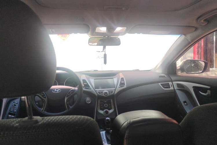 Used Hyundai Elantra (5th Generation / Langdong) 2016 1.6L Automatic Prestige Model Headliner