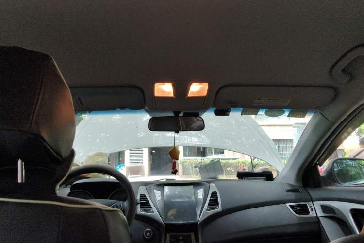 Used Hyundai Elantra (5th Generation / Langdong) 2016 1.6L Automatic Smart Version Headliner