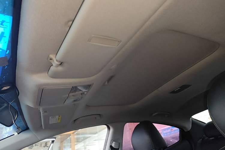 Used Hyundai Elantra (5th Generation / Langdong) 2016 1.6L Automatic Prestige Model Headliner