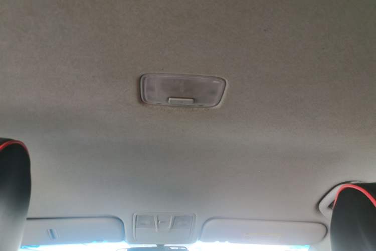 Used Hyundai Elantra (5th Generation / Langdong) 2016 1.6L Automatic Smart Version Headliner