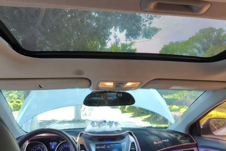 Used Hyundai Elantra (5th Generation / Langdong) 2016 1.6L Automatic Prestige Model Headliner