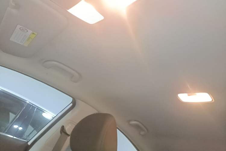 Used Hyundai Elantra (5th Generation / Langdong) 2016 1.6L Automatic Smart Version Headliner