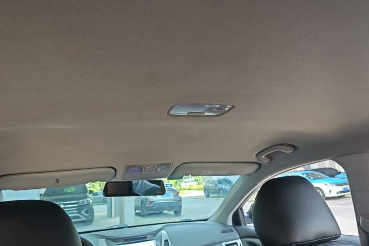 Used Hyundai Elantra (5th Generation / Langdong) 2016 1.6L Automatic Smart Version Headliner