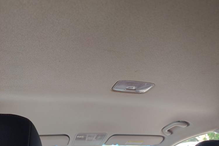 Used Hyundai Elantra (5th Generation / Langdong) 2016 1.6L Automatic Smart Version Headliner