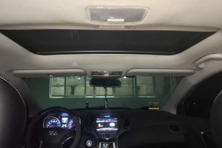 Used Hyundai Elantra (5th Generation / Langdong) 2016 1.6L Automatic Prestige Model Headliner
