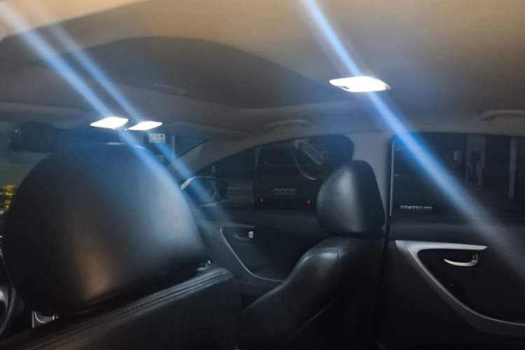 Used Hyundai Elantra (5th Generation / Langdong) 2016 1.6L Automatic Prestige Model Headliner