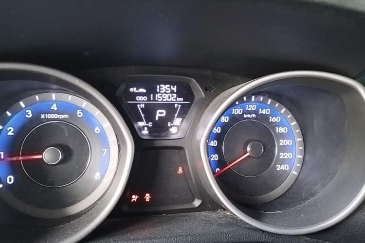 Used Hyundai Elantra (5th Generation / Langdong) 2016 1.6L Automatic Smart Version Instrument Cluster