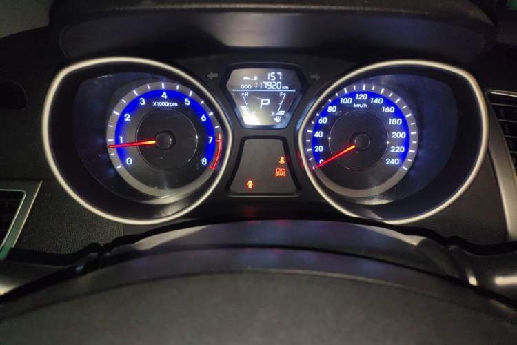 Used Hyundai Elantra (5th Generation / Langdong) 2016 1.6L Automatic Smart Version Instrument Cluster