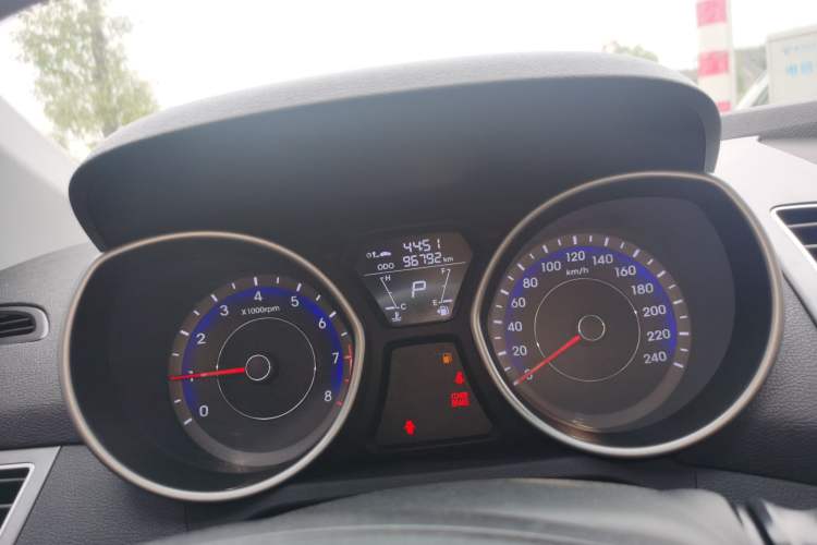 Used Hyundai Elantra (5th Generation / Langdong) 2016 1.6L Automatic Smart Version Instrument Cluster