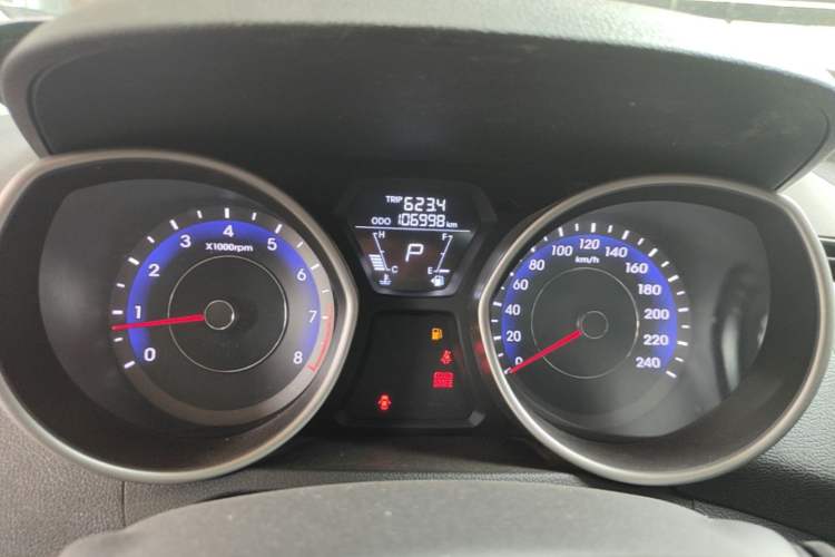 Used Hyundai Elantra (5th Generation / Langdong) 2016 1.6L Automatic Smart Version Instrument Cluster