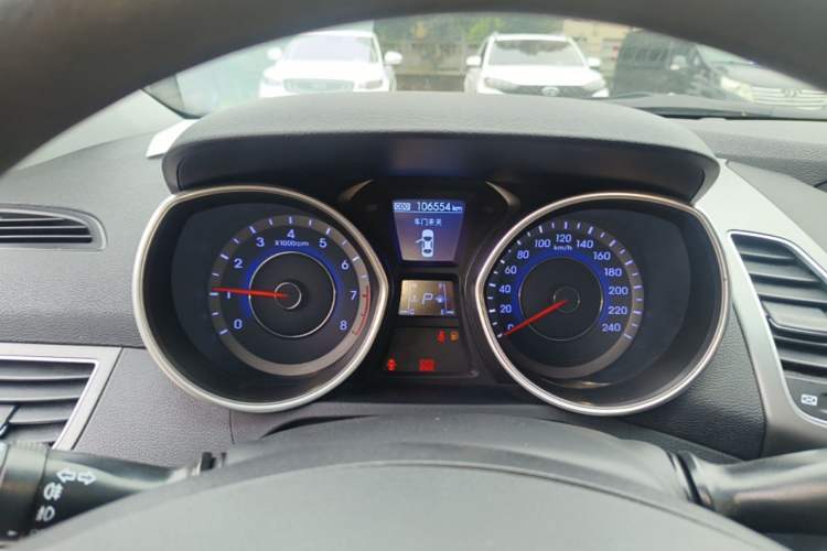 Used Hyundai Elantra (5th Generation / Langdong) 2016 1.6L Automatic Prestige Model Instrument Cluster
