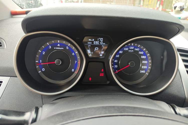 Used Hyundai Elantra (5th Generation / Langdong) 2016 1.6L Automatic Smart Version Instrument Cluster