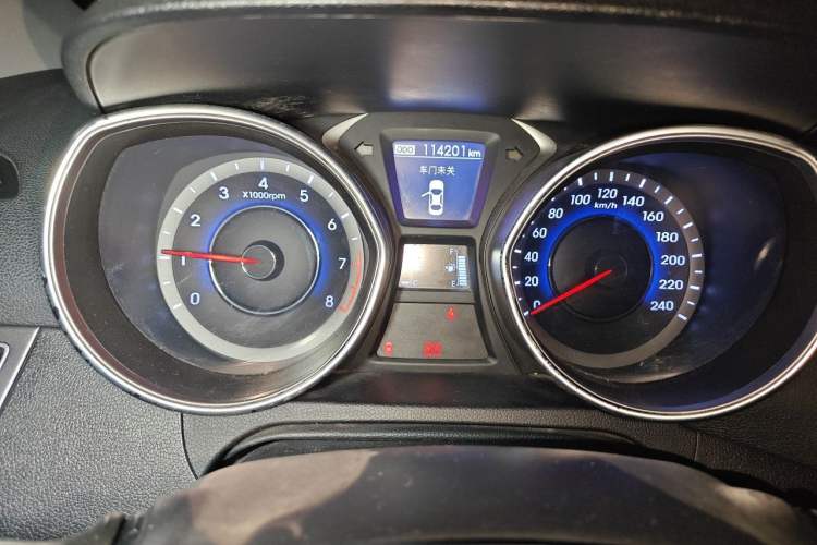 Used Hyundai Elantra (5th Generation / Langdong) 2016 1.6L Manual Luxury Model Instrument Cluster
