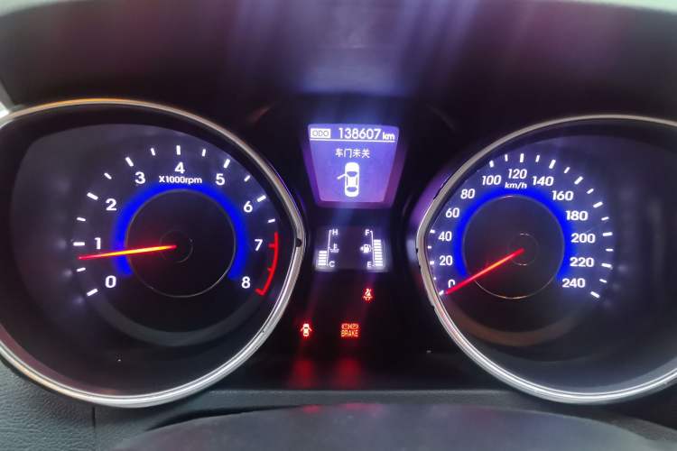 Used Hyundai Elantra (5th Generation / Langdong) 2016 1.6L Manual Luxury Model Instrument Cluster