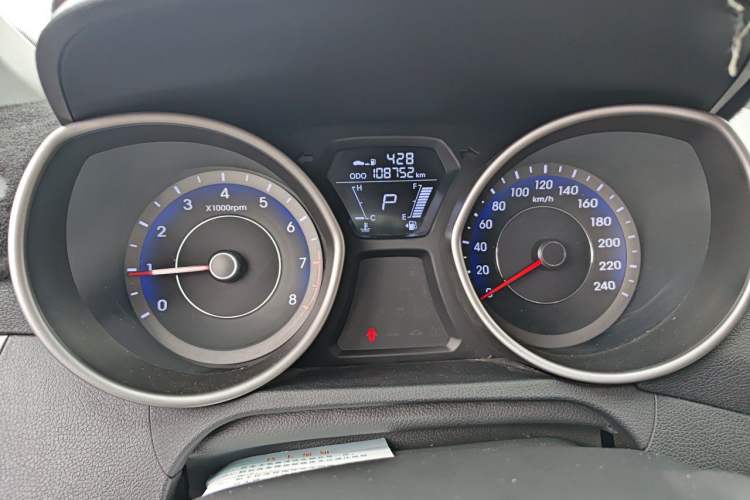 Used Hyundai Elantra (5th Generation / Langdong) 2016 1.6L Automatic Smart Version Instrument Cluster