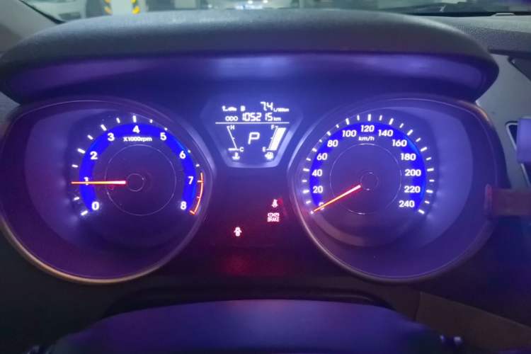 Used Hyundai Elantra (5th Generation / Langdong) 2016 1.6L Automatic Smart Version Instrument Cluster