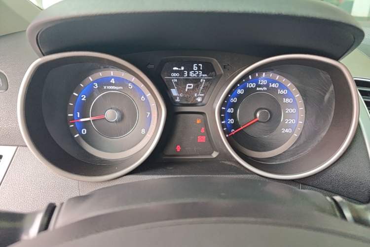 Used Hyundai Elantra (5th Generation / Langdong) 2016 1.6L Automatic Smart Version Instrument Cluster