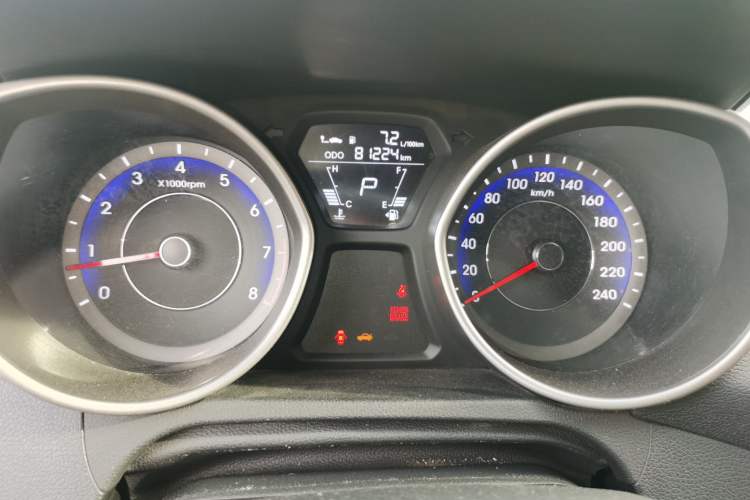 Used Hyundai Elantra (5th Generation / Langdong) 2016 1.6L Automatic Smart Version Instrument Cluster