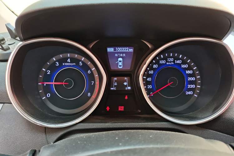 Used Hyundai Elantra (5th Generation / Langdong) 2016 1.6L Manual Luxury Model Instrument Cluster