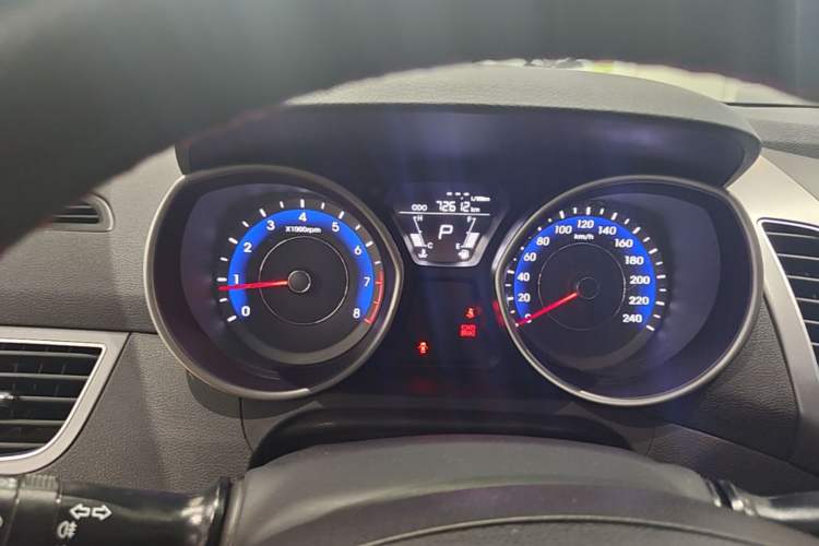 Used Hyundai Elantra (5th Generation / Langdong) 2016 1.6L Automatic Smart Version Instrument Cluster