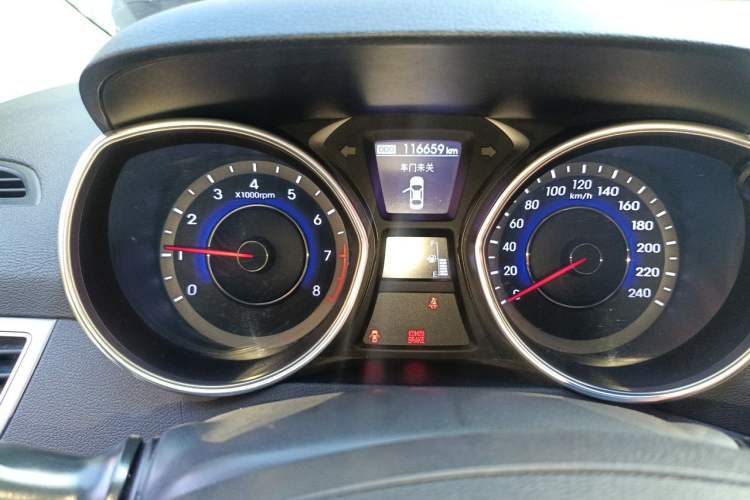 Used Hyundai Elantra (5th Generation / Langdong) 2016 1.6L Automatic Prestige Model Instrument Cluster