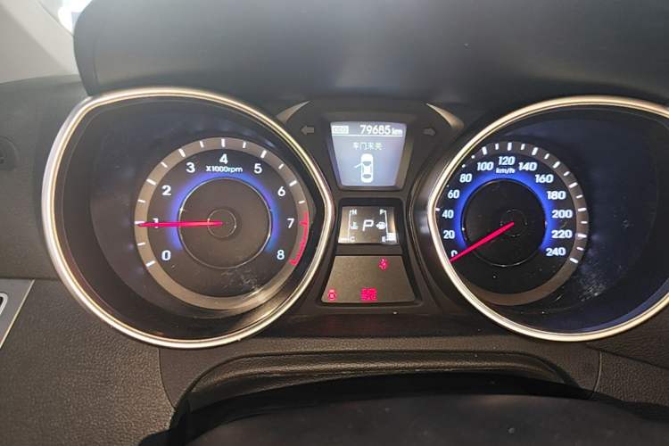 Used Hyundai Elantra (5th Generation / Langdong) 2016 1.6L Automatic Prestige Model Instrument Cluster