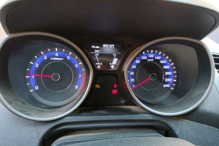 Used Hyundai Elantra (5th Generation / Langdong) 2016 1.6L Manual Fashion Edition Instrument Cluster