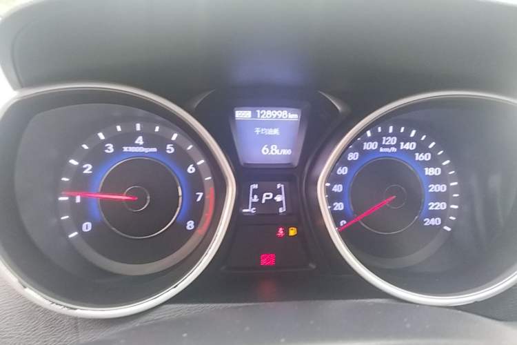 Used Hyundai Elantra (5th Generation / Langdong) 2016 1.6L Automatic Prestige Model Instrument Cluster