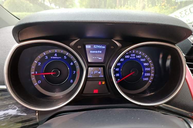 Used Hyundai Elantra (5th Generation / Langdong) 2016 1.6L Automatic Prestige Model Instrument Cluster