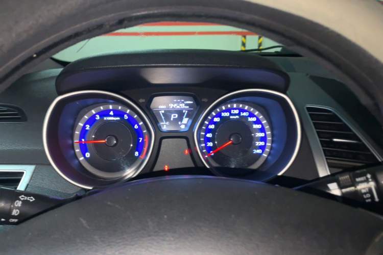 Used Hyundai Elantra (5th Generation / Langdong) 2016 1.6L Automatic Smart Version Instrument Cluster