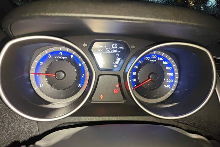 Used Hyundai Elantra (5th Generation / Langdong) 2016 1.6L Manual Fashion Edition Instrument Cluster