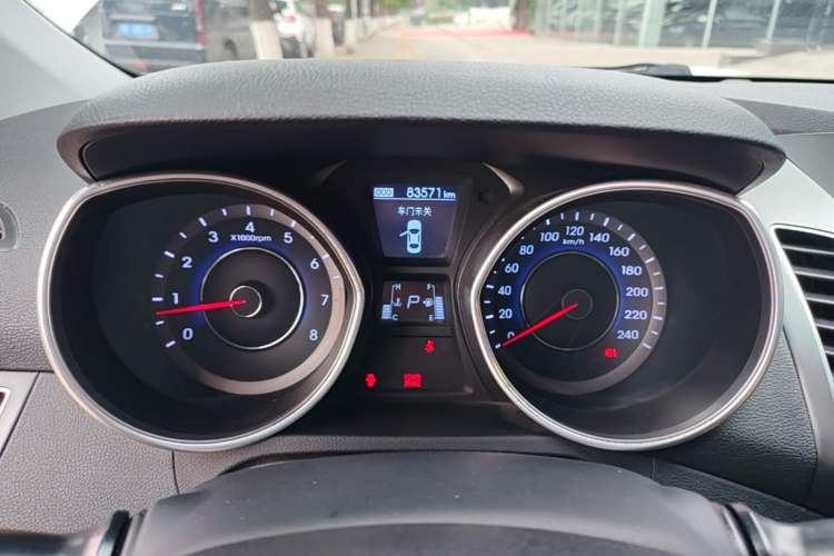 Used Hyundai Elantra (5th Generation / Langdong) 2016 1.6L Automatic Prestige Model Instrument Cluster