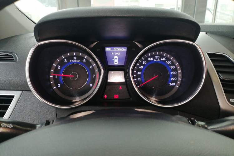 Used Hyundai Elantra (5th Generation / Langdong) 2016 1.6L Manual Luxury Model Instrument Cluster