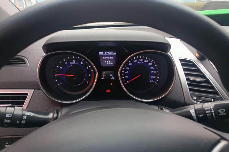 Used Hyundai Elantra (5th Generation / Langdong) 2016 1.6L Manual Luxury Model Instrument Cluster