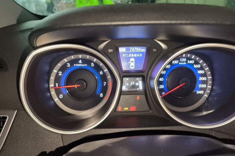 Used Hyundai Elantra (5th Generation / Langdong) 2016 1.6L Automatic Prestige Model Instrument Cluster