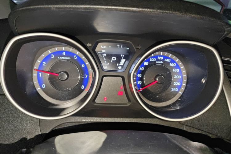 Used Hyundai Elantra (5th Generation / Langdong) 2016 1.6L Automatic Smart Version Instrument Cluster
