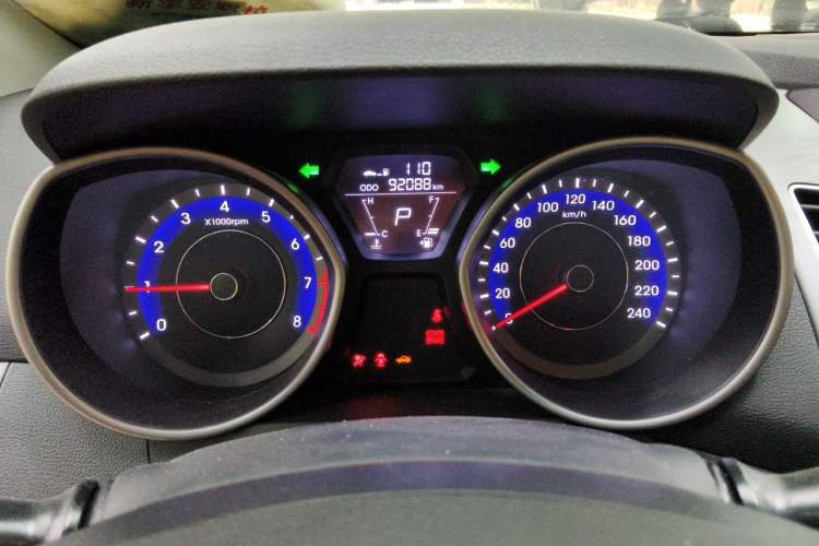 Used Hyundai Elantra (5th Generation / Langdong) 2016 1.6L Automatic Smart Version Instrument Cluster