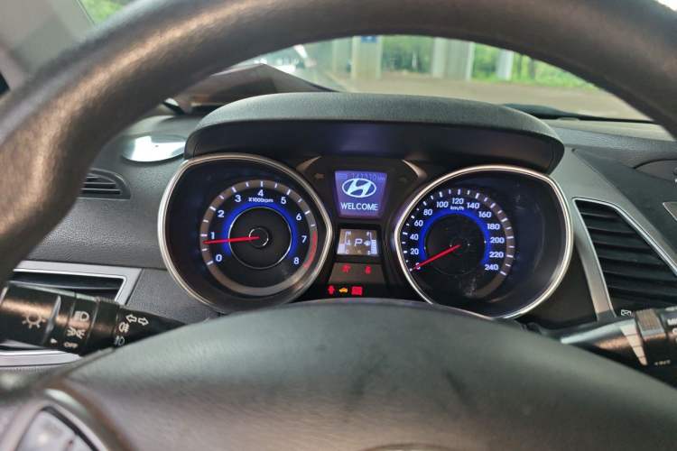 Used Hyundai Elantra (5th Generation / Langdong) 2016 1.6L Automatic Prestige Model Instrument Cluster