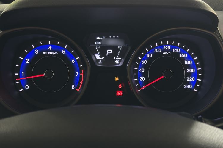 Used Hyundai Elantra (5th Generation / Langdong) 2016 1.6L Automatic Smart Version Instrument Cluster