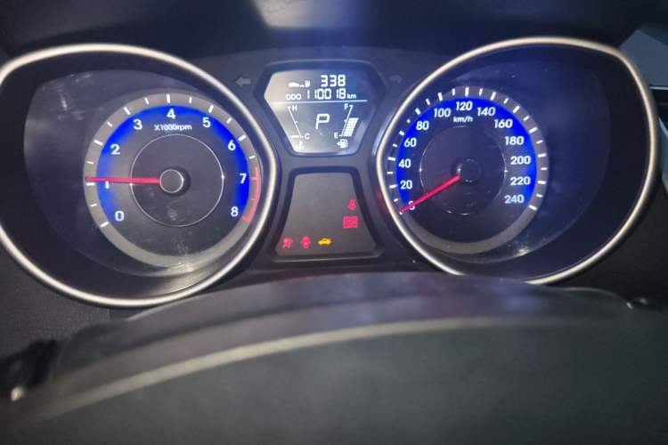 Used Hyundai Elantra (5th Generation / Langdong) 2016 1.6L Automatic Smart Version Instrument Cluster